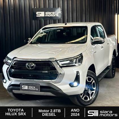 TOYOTA HILUX 2.8 D-4D TURBO DIESEL CD SRX 4X4 AUTOMÁTICO TOYOTA HILUX 2.8 D-4D TURBO DIESEL CD SRX 4X4 AUTOMÁTICO